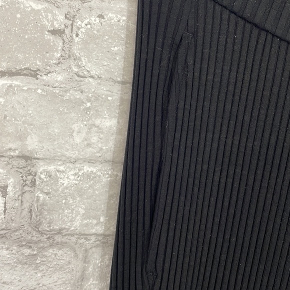 Eileen Fisher Black Ribbed pull on ankle pants - Picture 3 of 6